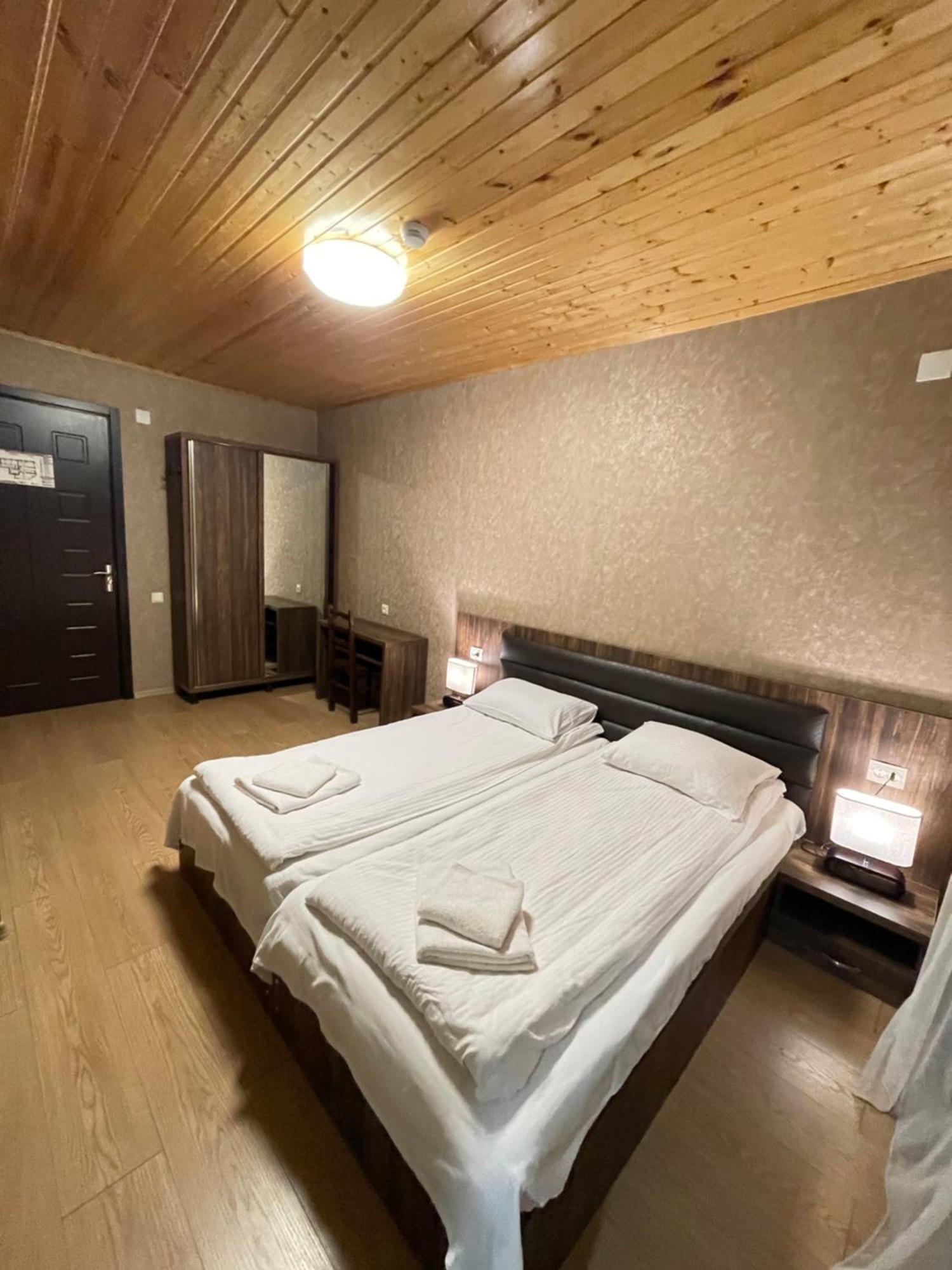 Hotel Elite House Mestia Zimmer foto